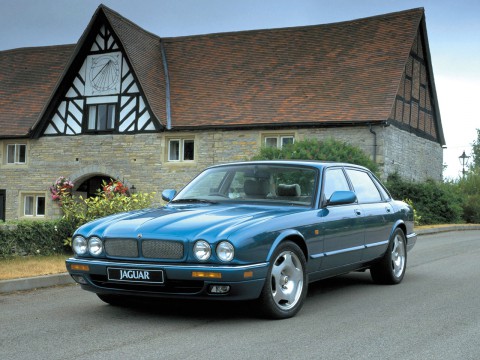 jaguar XJR